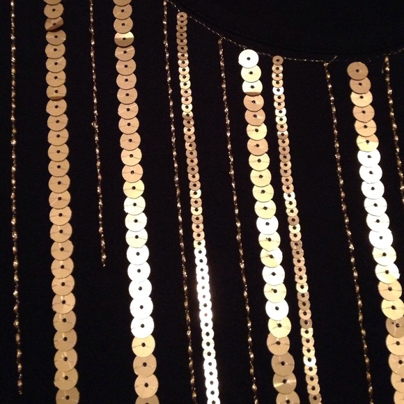Great Black Top With Gold Sequins - Picture 2 of 4