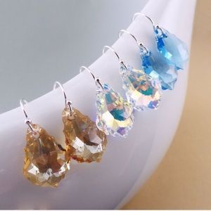 Handmade Swarovski Earrings!!❤️