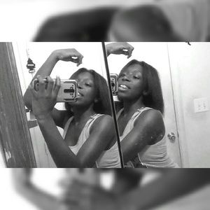 Meet your Posher, Kenyetta