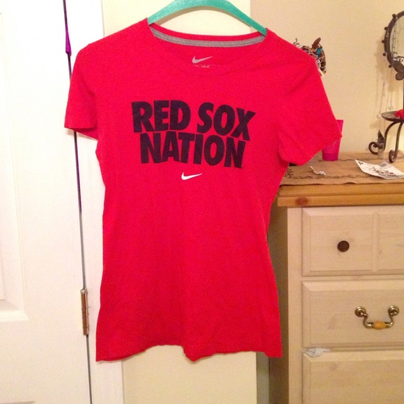 ❌Sold❌ Red Sox shirt ❤️