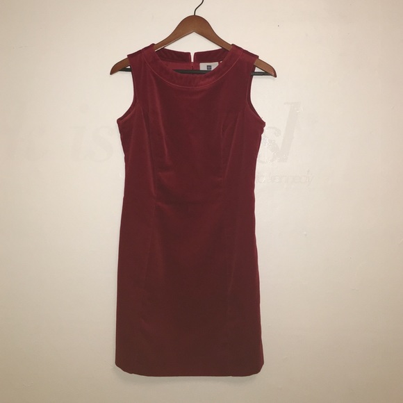 Velvet red dress