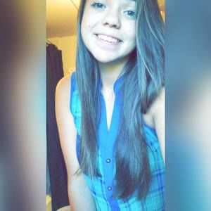 Meet your Posher, Leanna