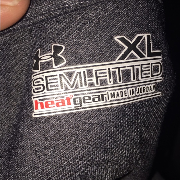 Under Armour Shirt - Picture 2 of 2