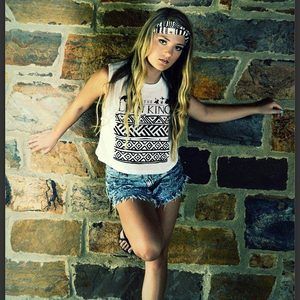 Meet your Posher, Tori