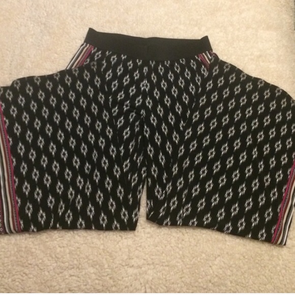 White House|Black Market Palazzo Print Pants