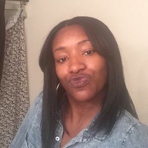 Meet your Posher, Latoya