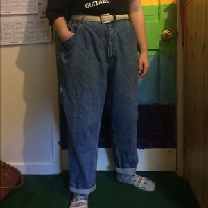 90s grunge high wasted boyfriend jeans