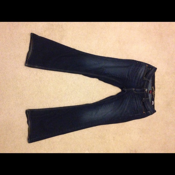 Boot cut jeans