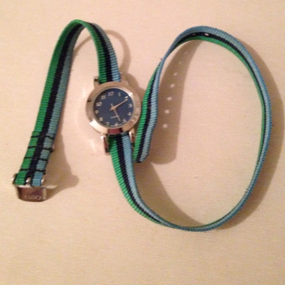 Avon watch
