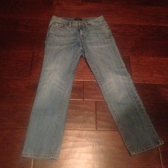 Ankle length jeans