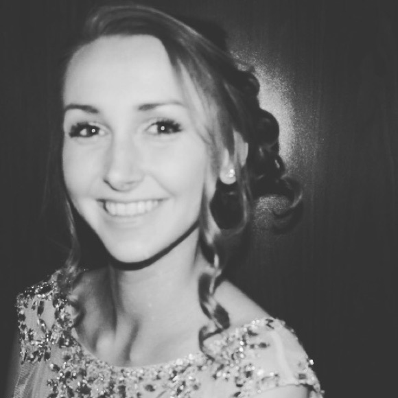 Meet your Posher, Crystal