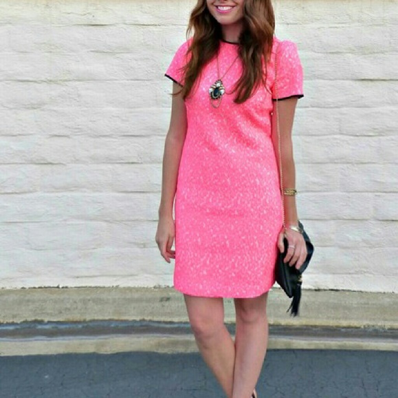 Banana republic neon pink leopard dress