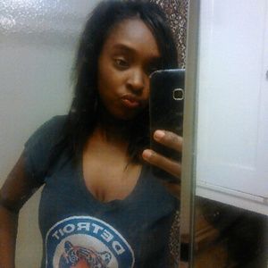 Meet your Posher, Teana