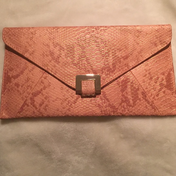 Urban Expressions Certified Vegan New Clutch