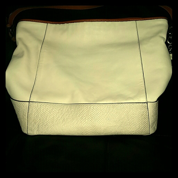 🔥FINAL PRICE!! Genuine leather Issac Mizrahi bag.