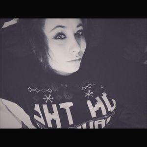 Meet your Posher, Alyssa