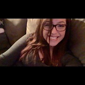 Meet your Posher, Marcela