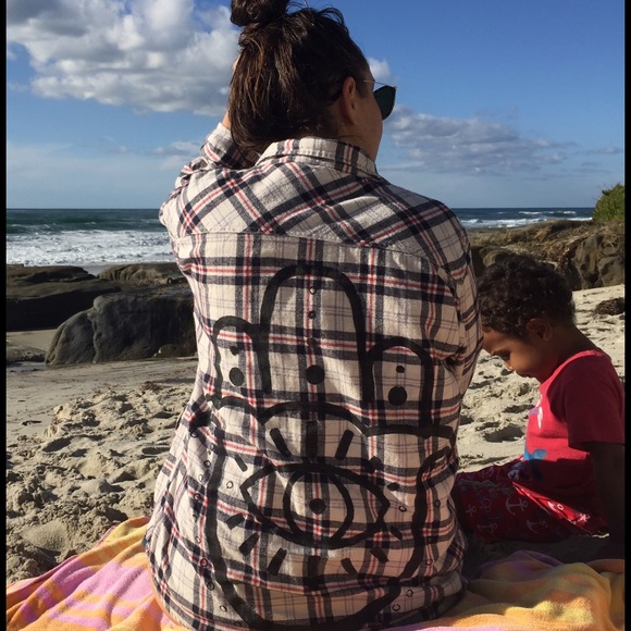 🌹About Your Posher🌹 follow me in IG! @young_fran - Picture 4 of 8