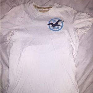 Men's Hollister tee