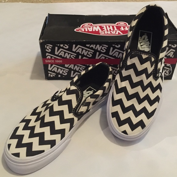 chevron vans slip on