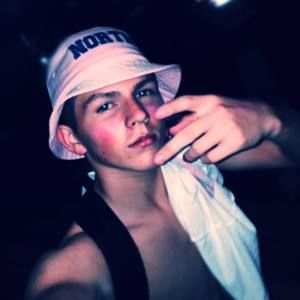 Meet your Posher, Andrew