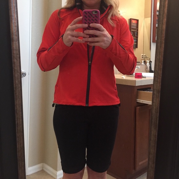 REI orange size small light jacket. Excellent! - Picture 4 of 4