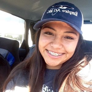 Meet your Posher, Vanessa