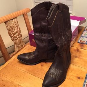 NIB 8.5 cowgirl boots Rampage
