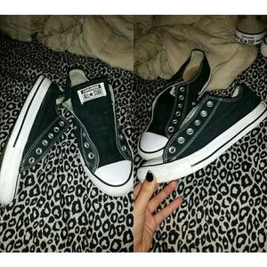 Black converse
