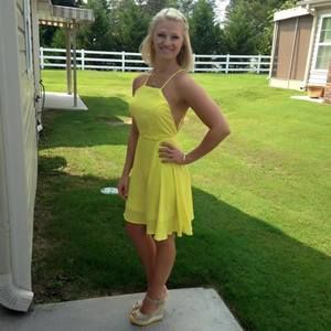 Meet your Posher, Carly