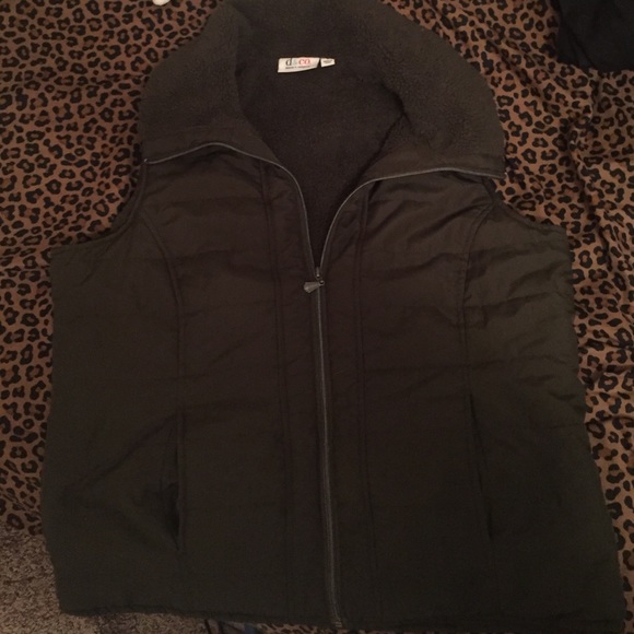 Army green vest