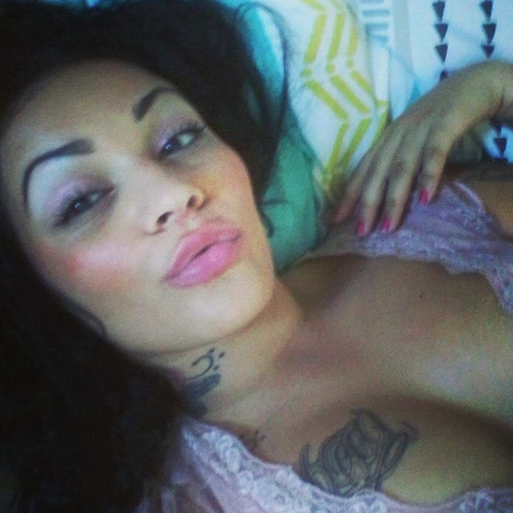 Meet your Posher, Alina - Picture 1 of 1