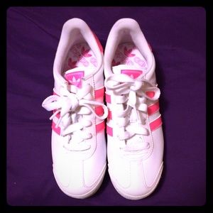 New adidas Samoas pink and white. Never been worn.