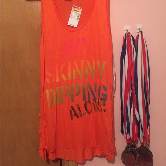 NWT Orange tank top. Size medium