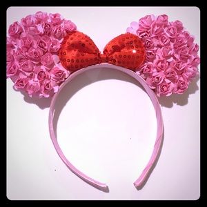 Pink floral Minnie Mouse ears flower headband