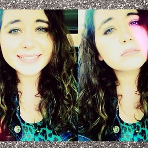 Meet your Posher, Karleigh