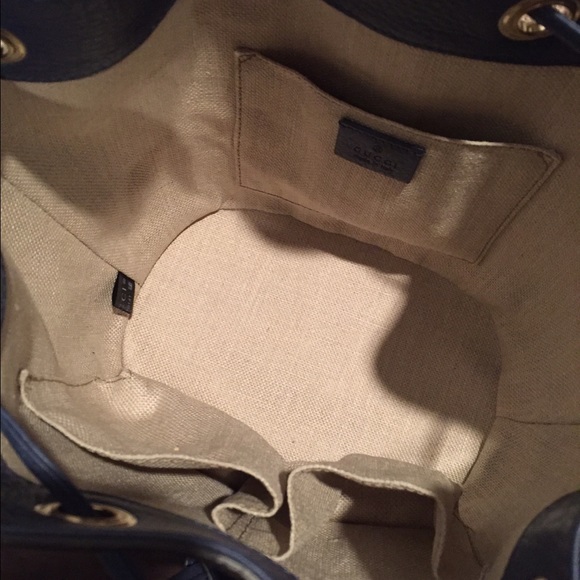 Bag - Picture 2 of 6