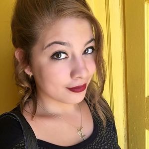 Meet your Posher, Maria jose