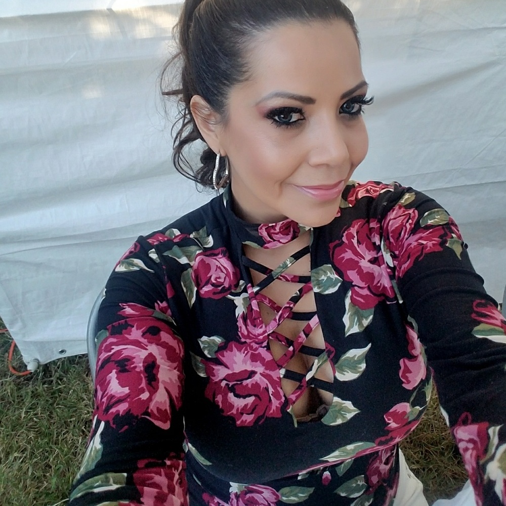 Meet your Posher, April