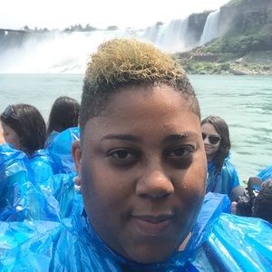 Meet your Posher, Ronnisha