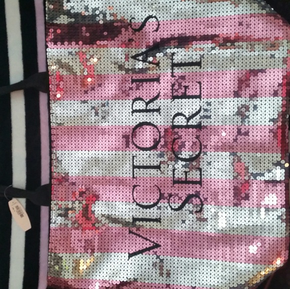 NWT VICTORIA SECRET PINK TOTE Weekend