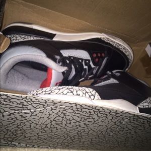 Air Jordan grey cement 3s