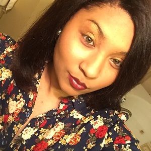 Meet your Posher, Sierra