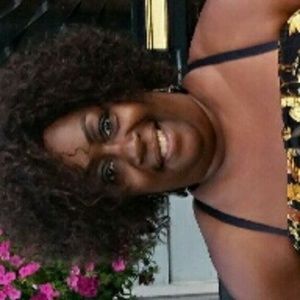 Meet your Posher, Aquilla