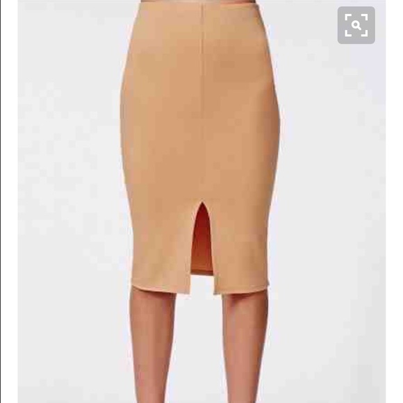 Missguided Dresses & Skirts - 👝 Camel Split Front Skirt 👝