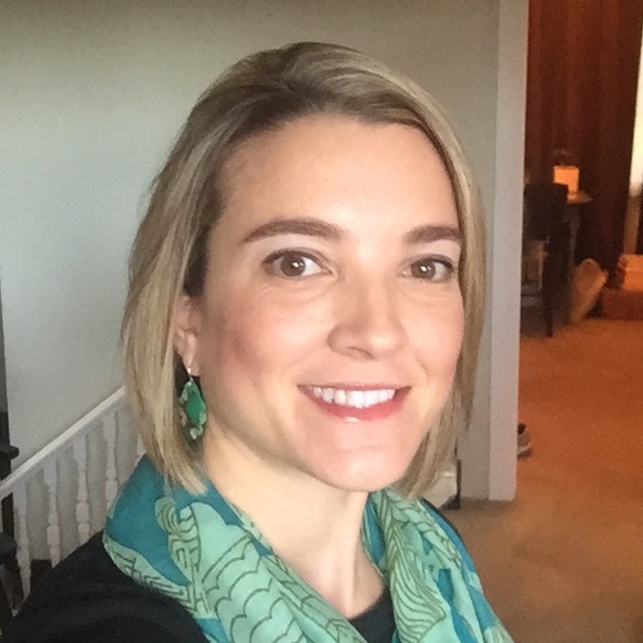 Meet your Posher, Angie