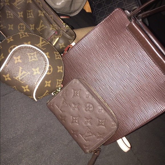 Meet your Posher, Bee