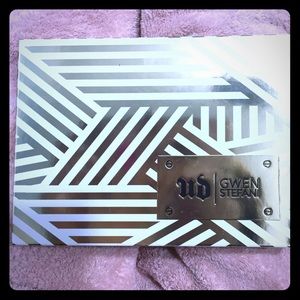 Urban Decay Gwen Palette
