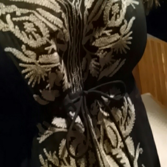 SOLD.   Michael Kors Bohemian top - Picture 2 of 4