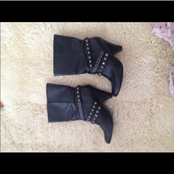 Aldo booties - Picture 2 of 4